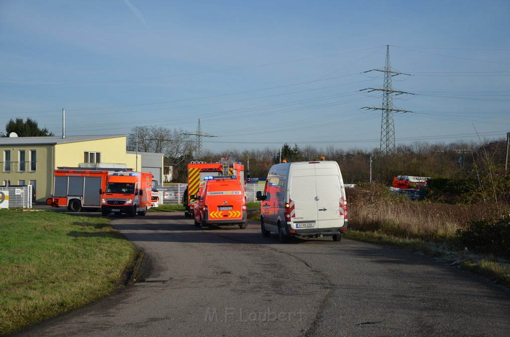 Feuer Koeln Ostheim Herkenrathsweg P03.JPG